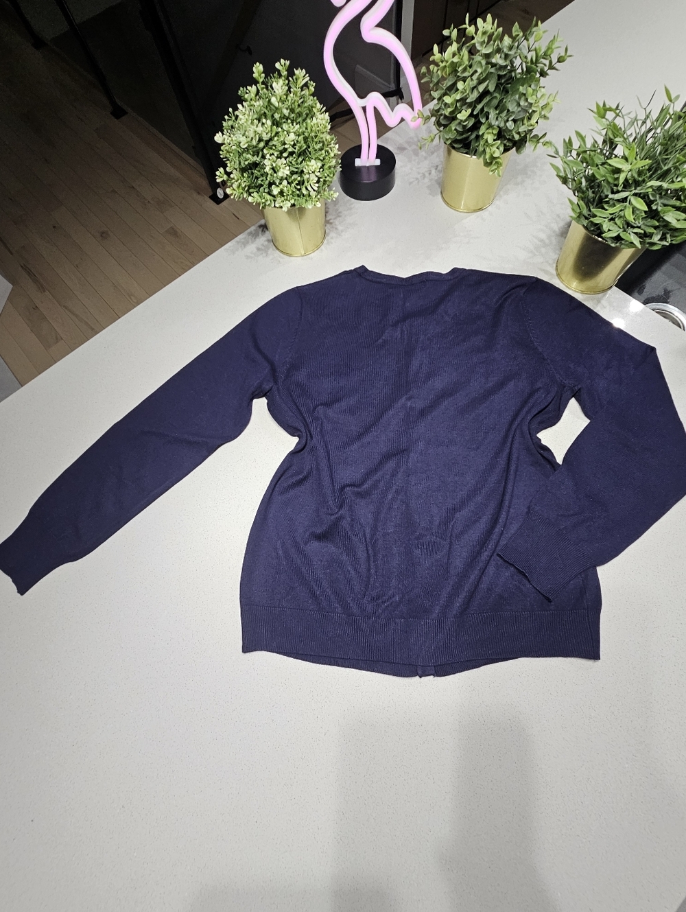 MELROSE CHIC Superbe Cardigan Bleu Foncé Avec Broderie De Roses Rouges - Picture 5 of 6